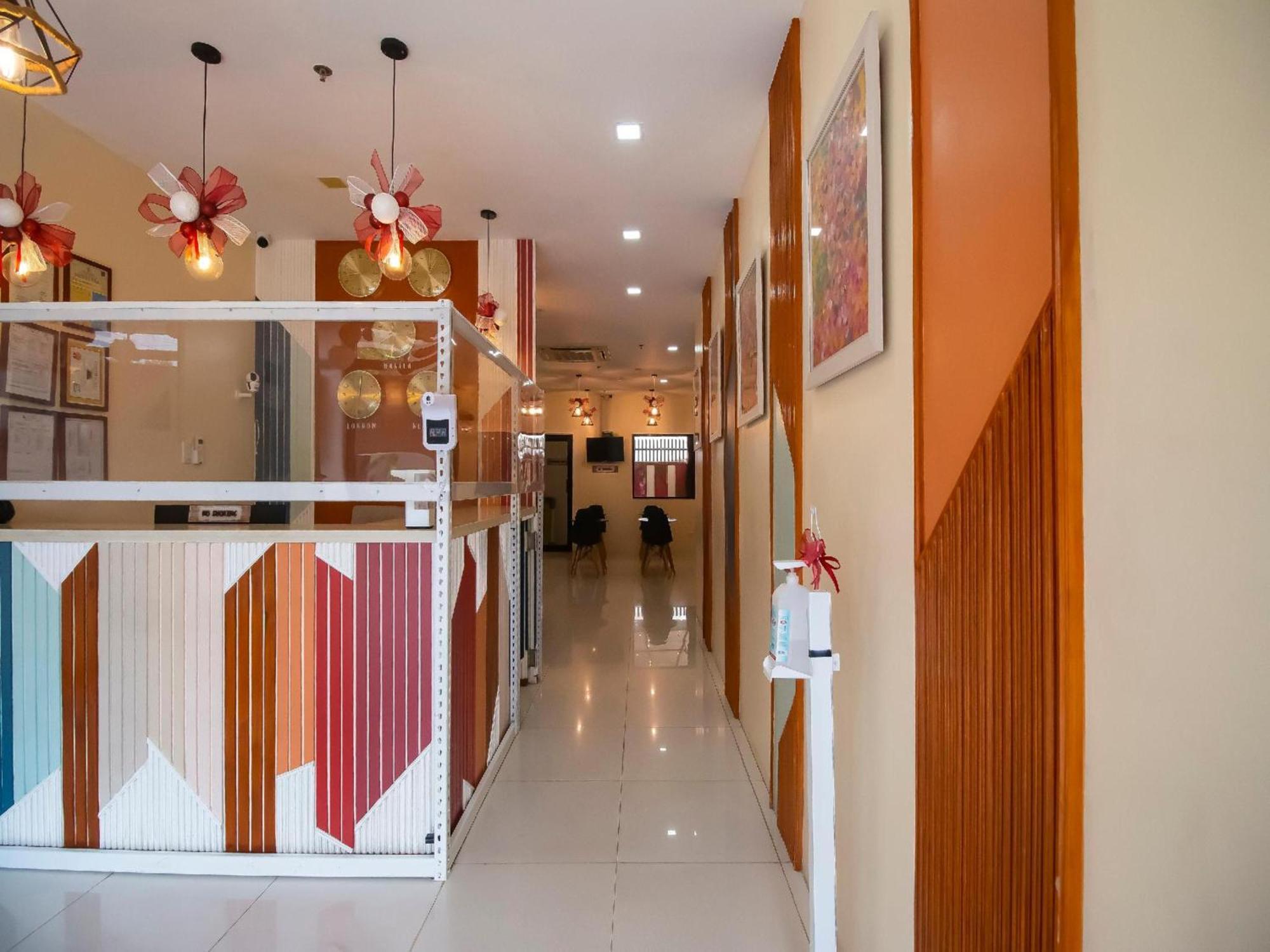 Super Oyo 832 The Teepee Place Hostel & Residence Inn Cebu Esterno foto