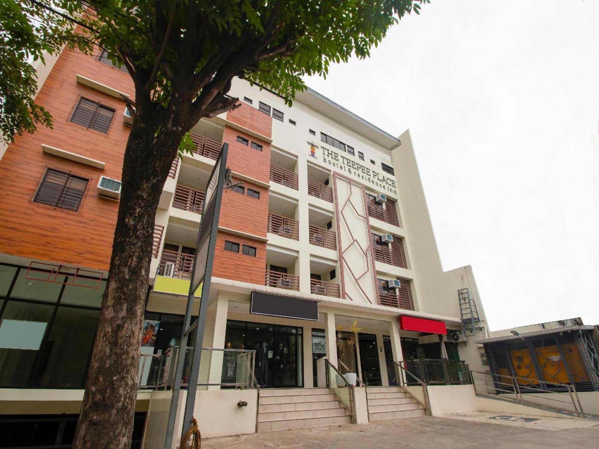 Super Oyo 832 The Teepee Place Hostel & Residence Inn Cebu Esterno foto